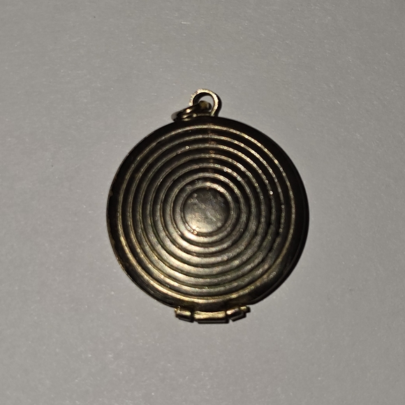 Victorian Painted Locket! - Picture 4 of 5